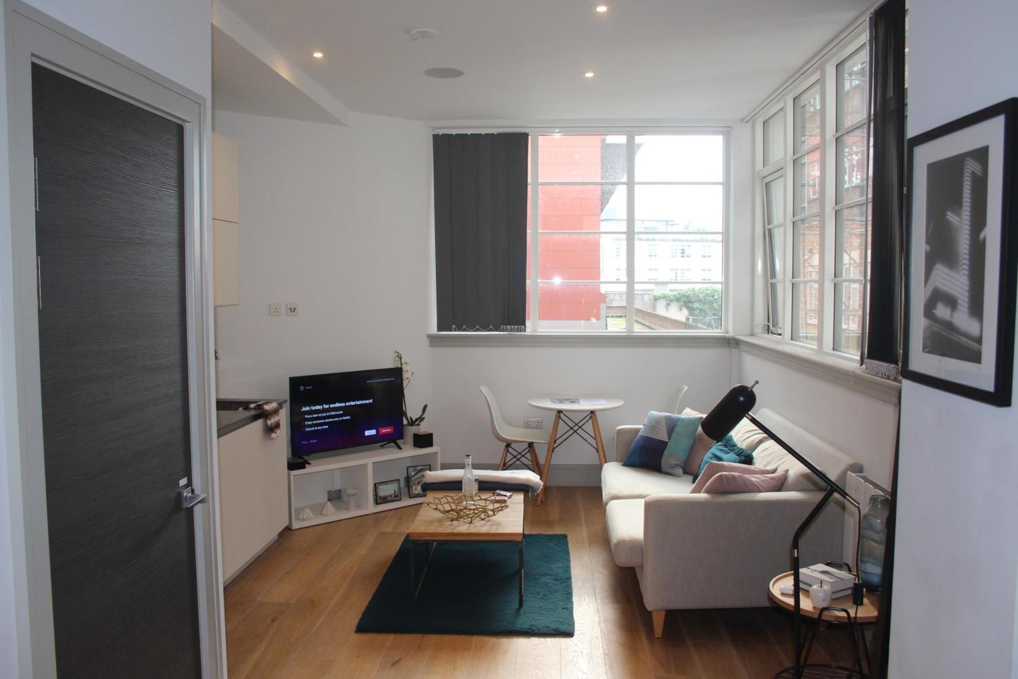 Entire Flat Near Bridge Appartamento *