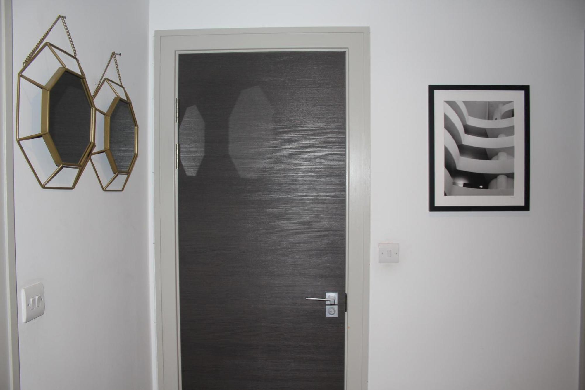 Entire Flat Near Bridge Appartamento